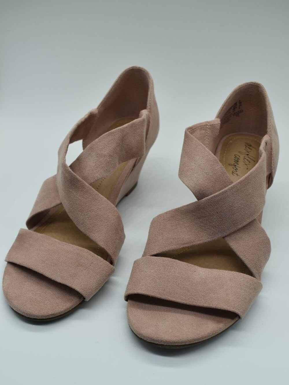 Dex Flex Comfort Strappy Suede Wedge Heel Sandals Womens Size 8 Blush Pink Shoes